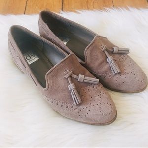 Dolce Vita ~ Blush Tasseled Wing Tip Flats